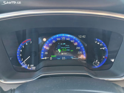 Toyota Corolla 1,8 Hybrid - 1.maj. TOP STAV