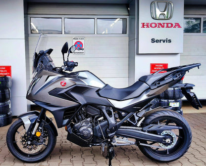 Honda NT 1100 - SKLADEM