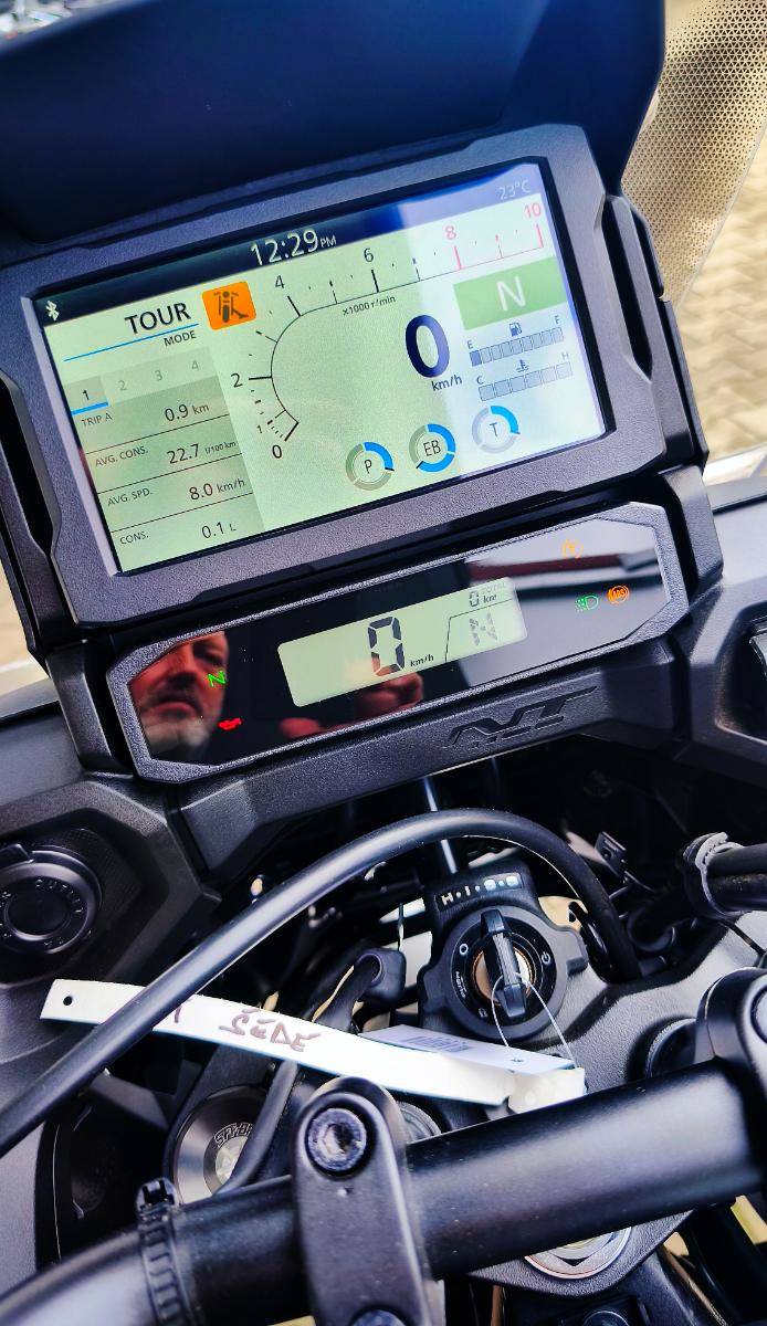 Honda NT 1100 - SKLADEM