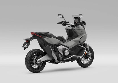 Honda X-ADV DCT 750 model 2025