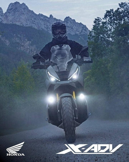 Honda X-ADV DCT 750 model 2025