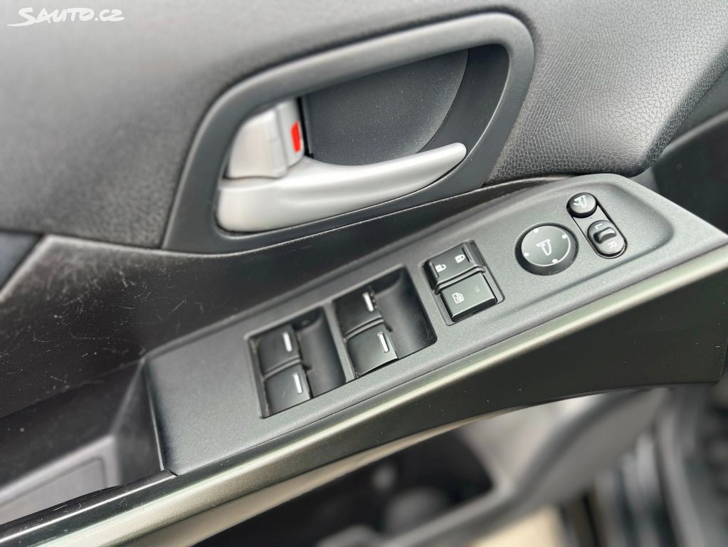 Honda Civic 1,6 i-DTEC   REZERVACE