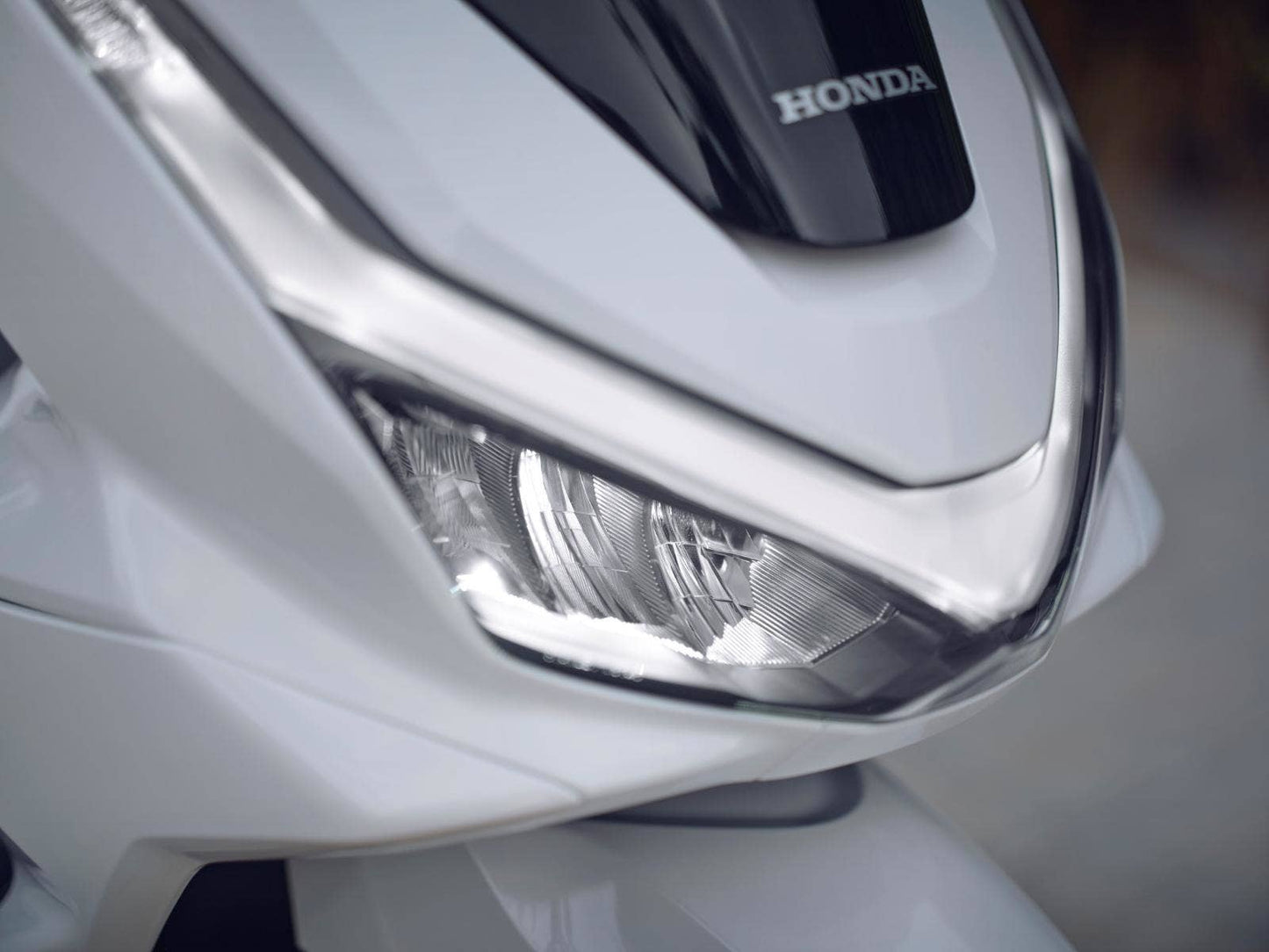 Honda PCX 125 DX SKLADEM