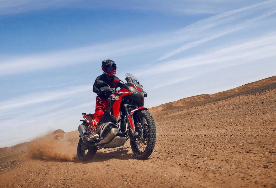 Honda CRF 1100 L Africa Twin Showa EERA + manuál