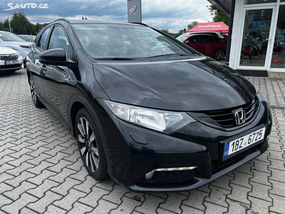 Honda Civic 1,6 i-DTEC   REZERVACE
