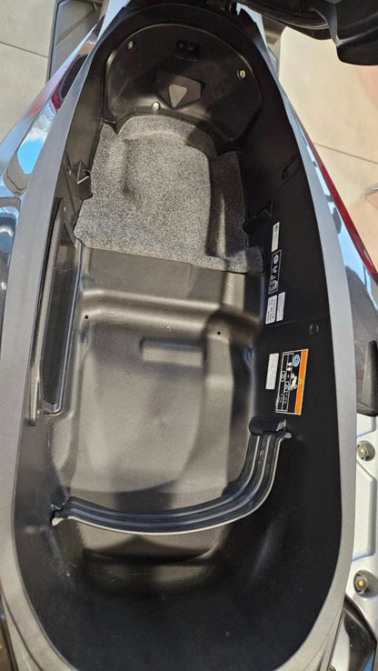 Honda Forza 350 vč.Smart Top Box