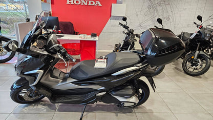 Honda Forza 350 vč.Smart Top Box