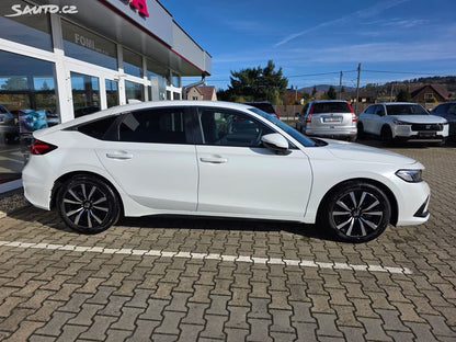 Honda Civic 2,0e:HEV Elegance AKCE