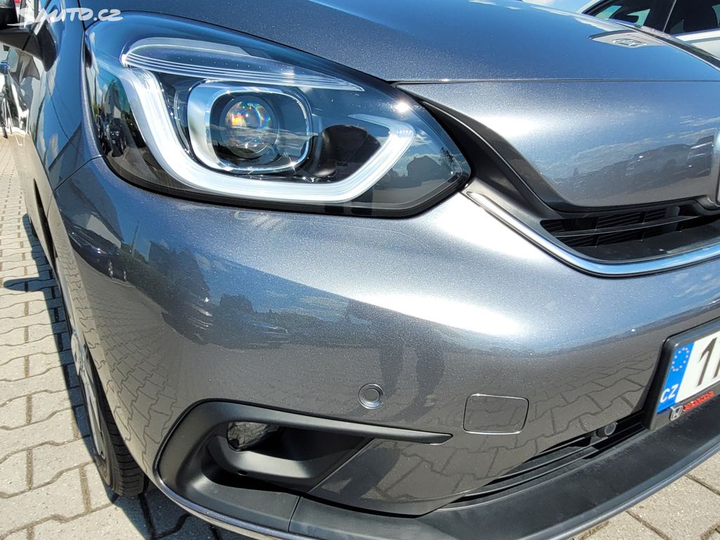 Honda Jazz 1,5e:HEV EXECUTIVE DPH +KOLA