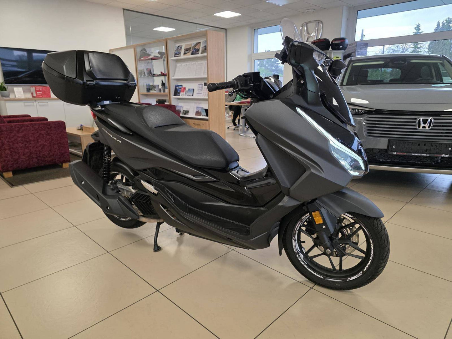 Honda FORZA 125 Smart Top Box
