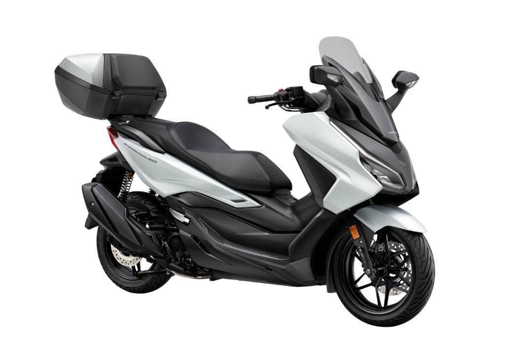 Honda Forza 350 + Smart TopBox