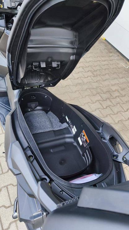 Honda ADV 350 + Smart TopBox v ceně