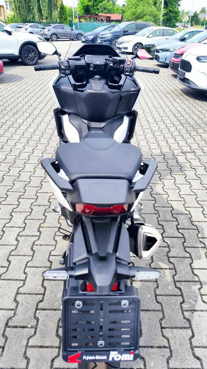 Honda Forza 750