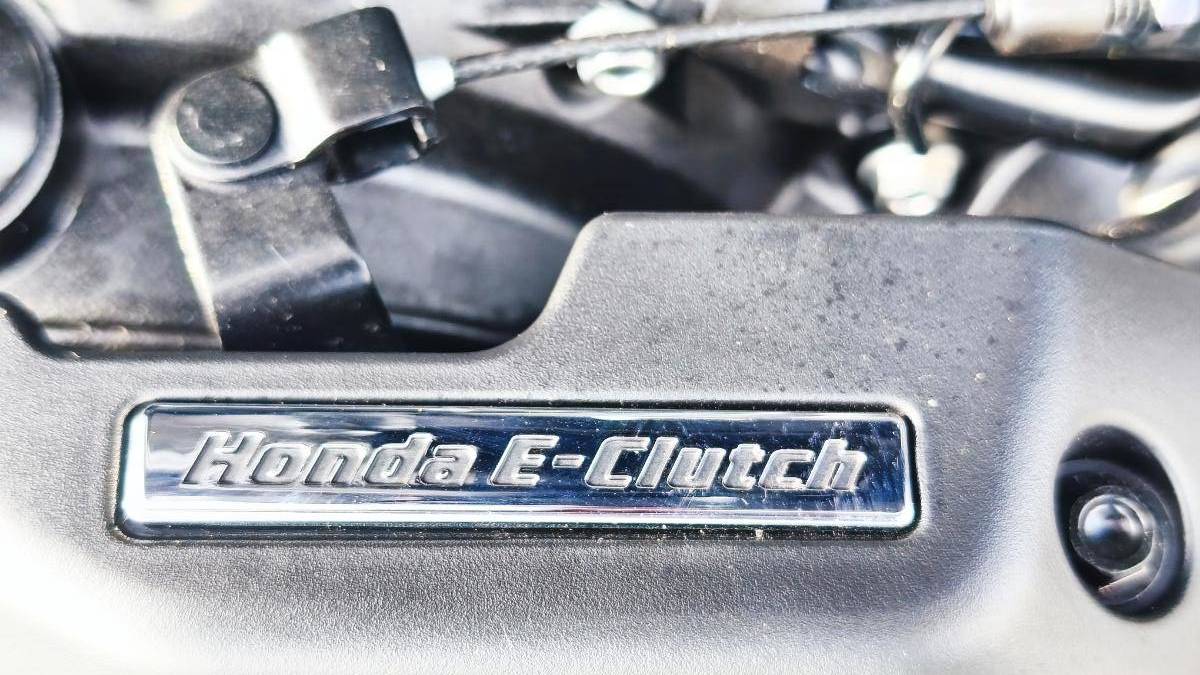 Honda CB 500 Hornet  E-Clutch