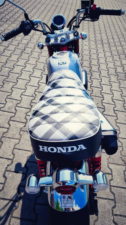Honda Z125 Monkey - SKLADEM