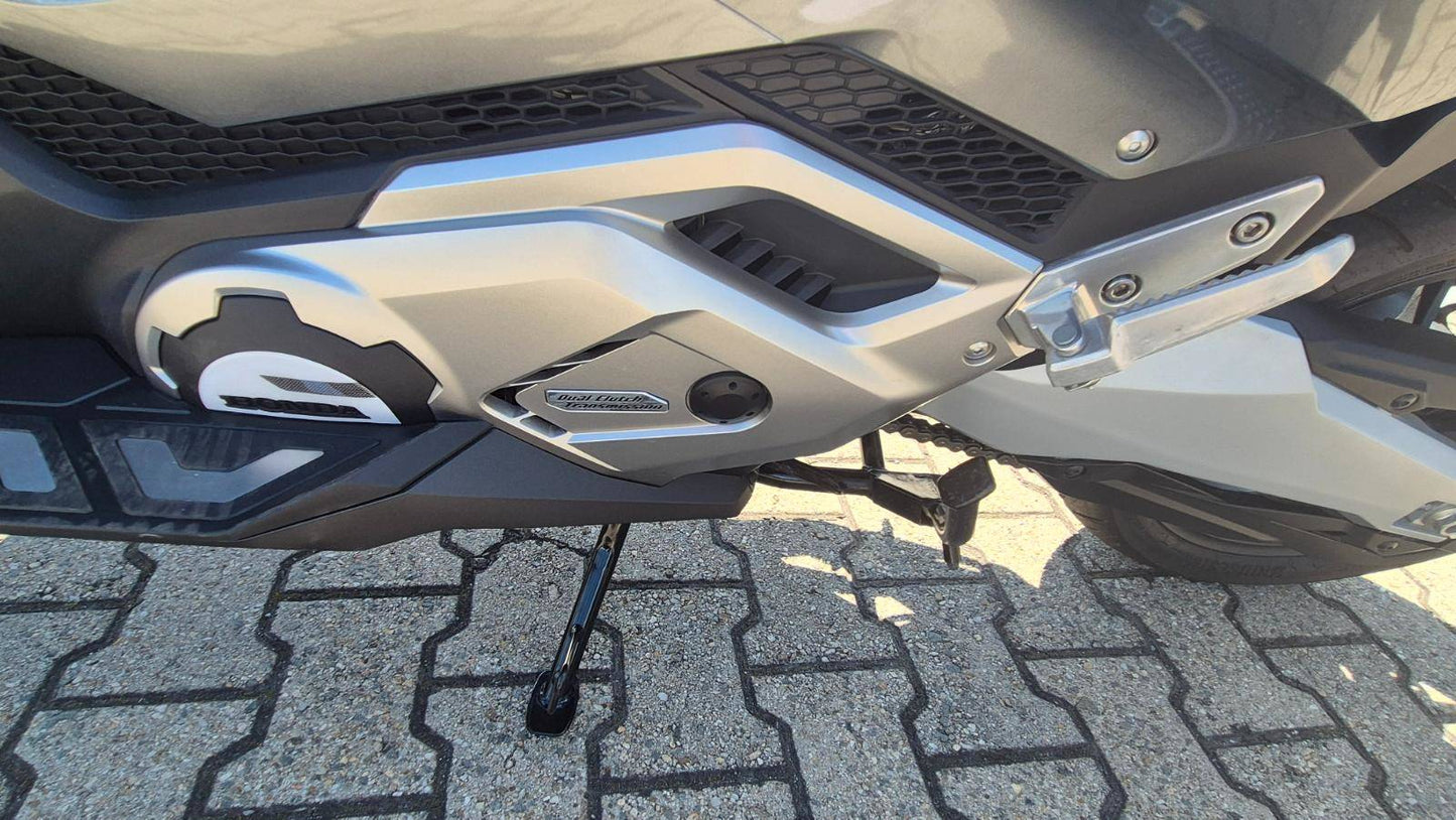 Honda Forza 750