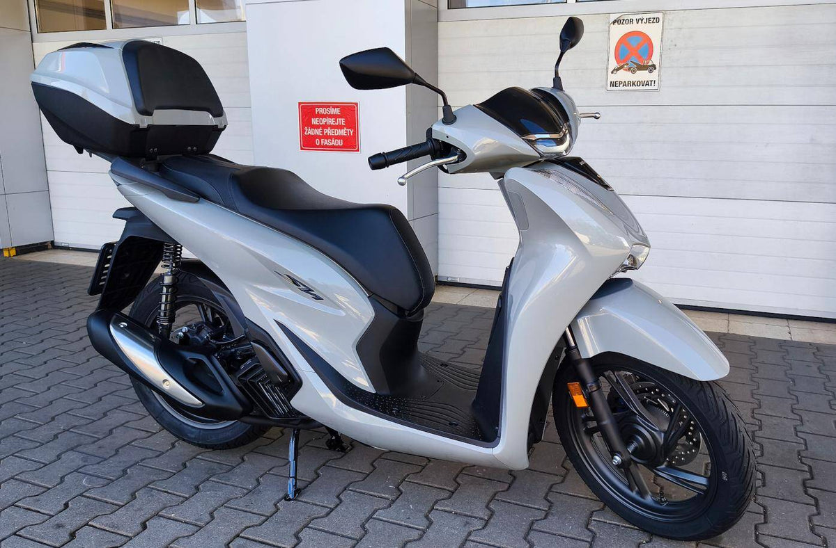 Honda SH 125i vč. Smart Top Box