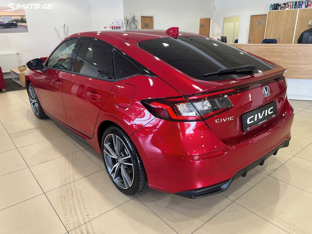 Honda Civic 2,0 e:HEV Advance