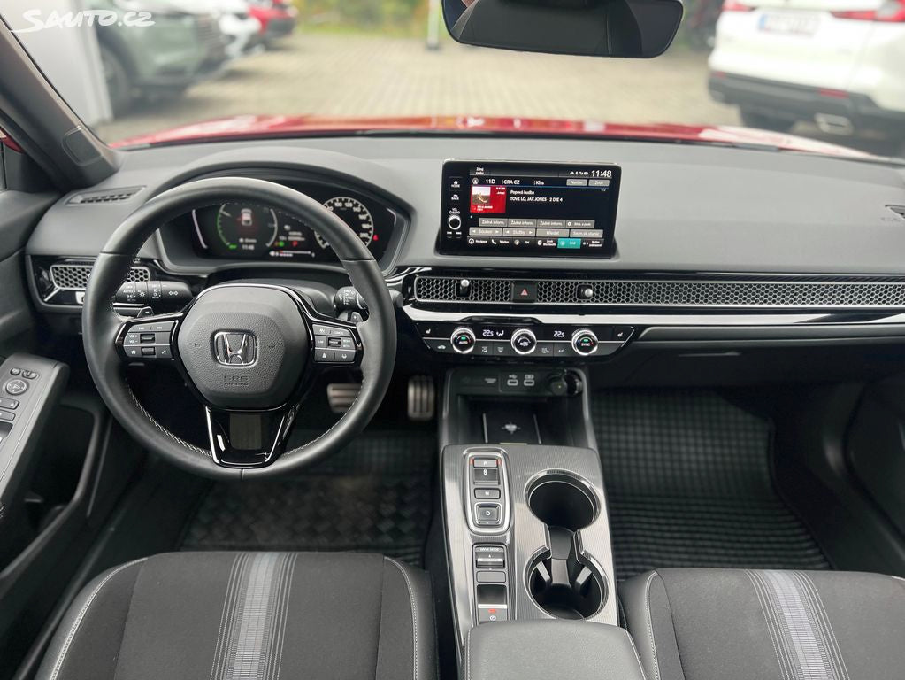 Honda Civic 2,0 e:HEV Sport, 1.majitel, ČR