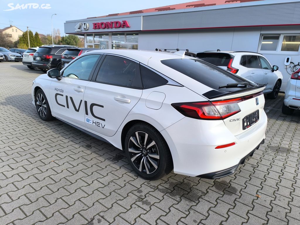 Honda Civic 2,0 e:HEV Elegance DEMO