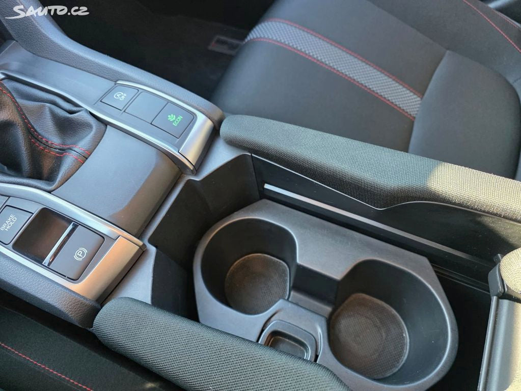 Honda Civic 5D 1,0 i-VTEC Turbo Sport Line