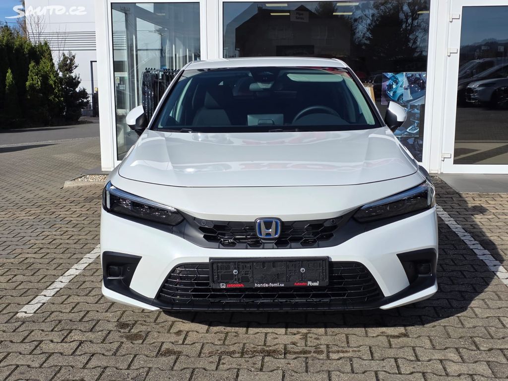 Honda Civic 2,0e:HEV Elegance AKCE