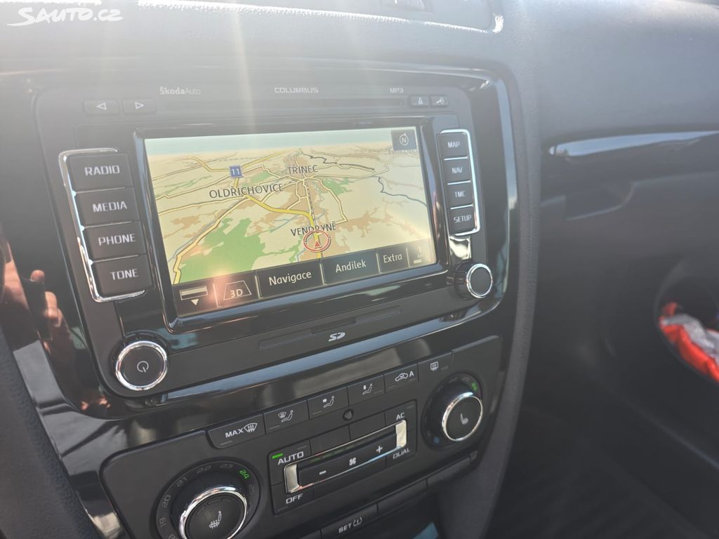 Škoda Octavia Kombi 2,0 TDi Laurin Klement
