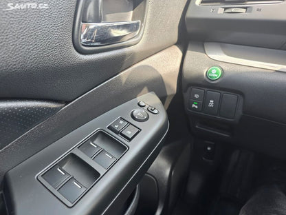 Honda CR-V 2,0 i-VTEC Lifestyle 6MT
