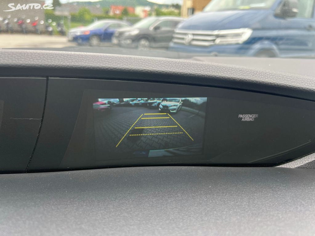 Honda Civic 1,6 i-DTEC   REZERVACE