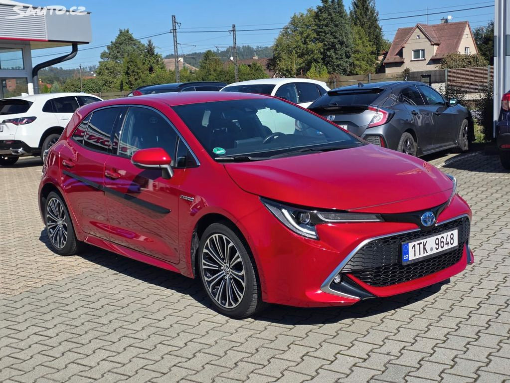 Toyota Corolla 1,8 Hybrid - 1.maj. TOP STAV