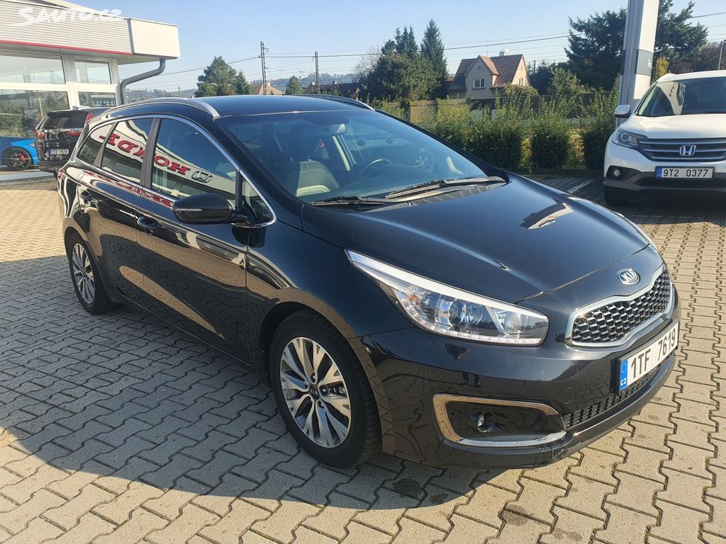 Kia Cee´d 1,6 CRDi 100kW SW + TAŽNÉ