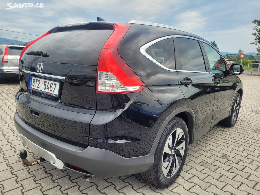 Honda CR-V 2,2i-DTEC Lifestyle REZERVACE