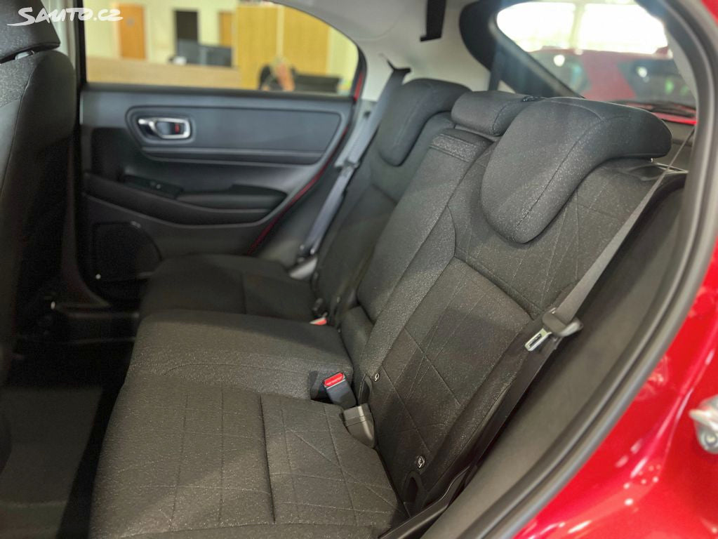 Honda HR-V 1,5 e:HEV Elegance MR2027