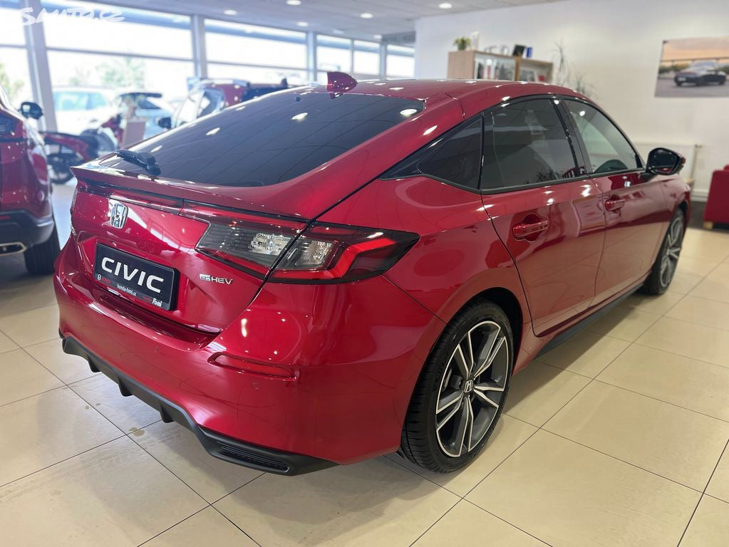 Honda Civic 2,0 e:HEV Advance