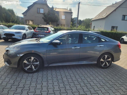 Honda Civic 1,5 TV Executive + ZIMNÍ KOLA