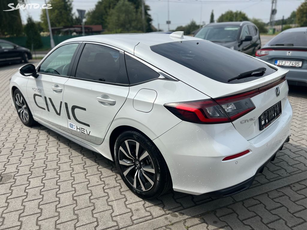 Honda Civic 2,0 e:HEV Elegance DEMO