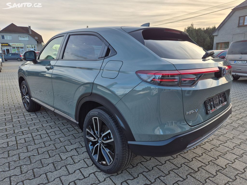 Honda HR-V 1,5e:HEV Elegance SLEVA 130tis