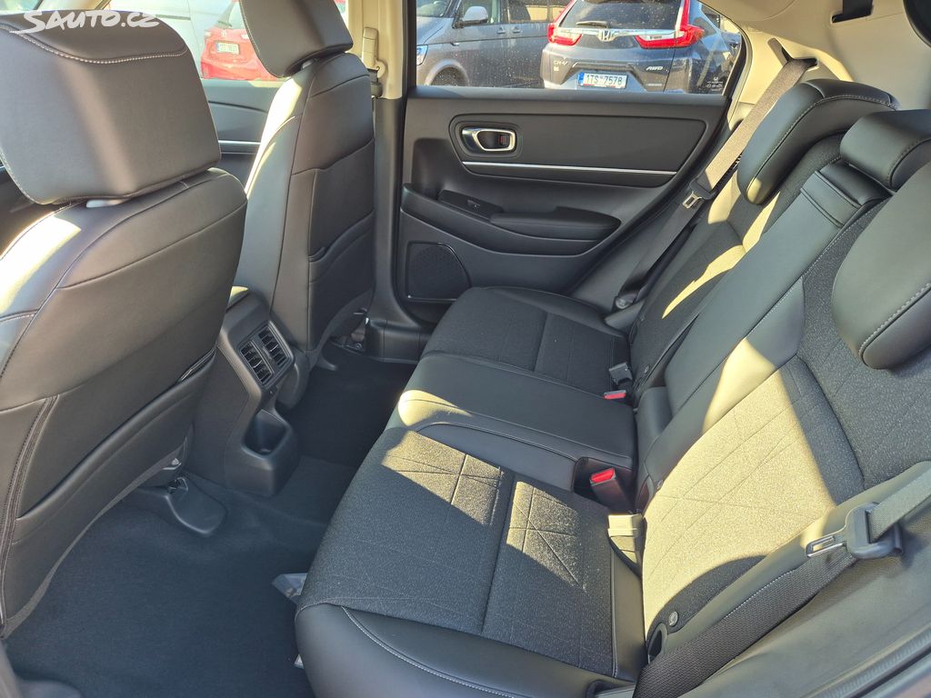 Honda HR-V 1,5e:HEV Advance AKCE MR2025