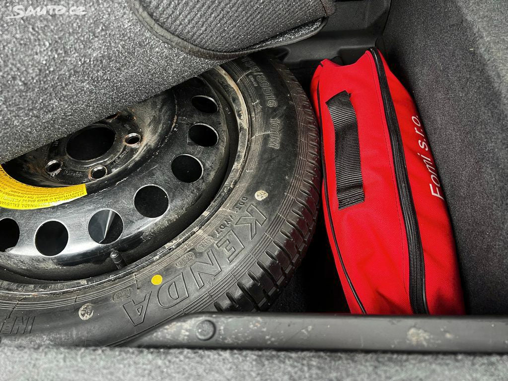 Honda Civic 1,6 i-DTEC   REZERVACE