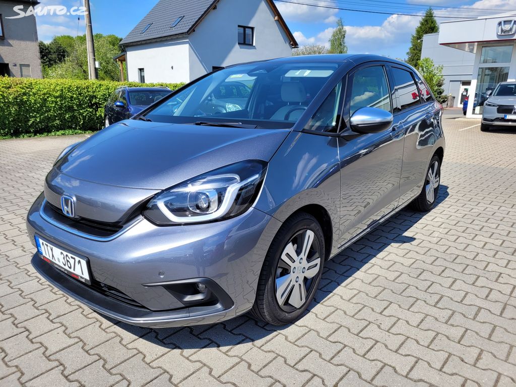 Honda Jazz 1,5e:HEV EXECUTIVE DPH +KOLA