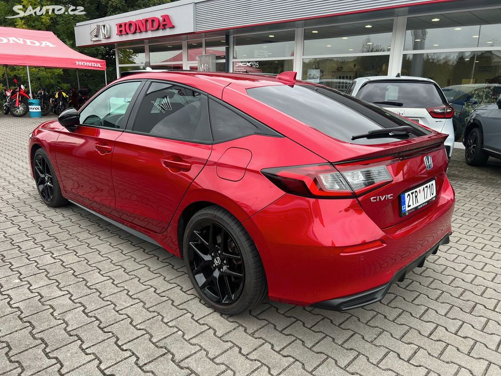 Honda Civic 2,0 e:HEV Sport, 1.majitel, ČR