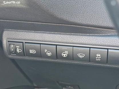 Toyota Corolla 1,8 Hybrid - 1.maj. TOP STAV