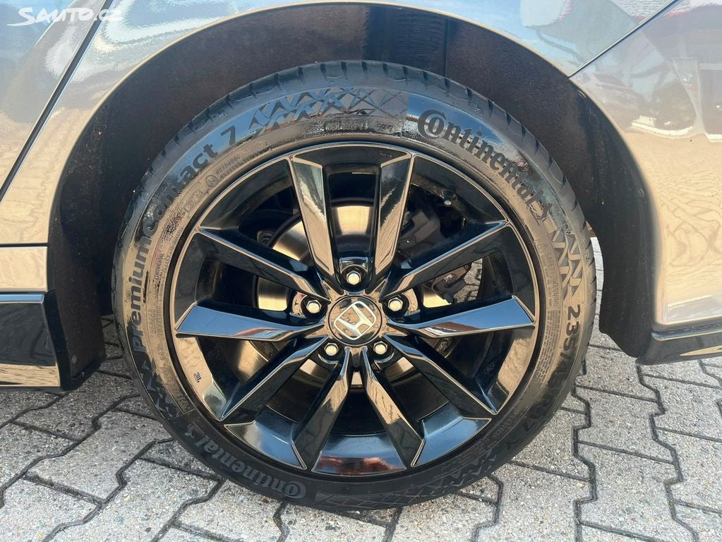 Honda Civic 1.5 VTEC TURBO SPORT PLUS 6MT