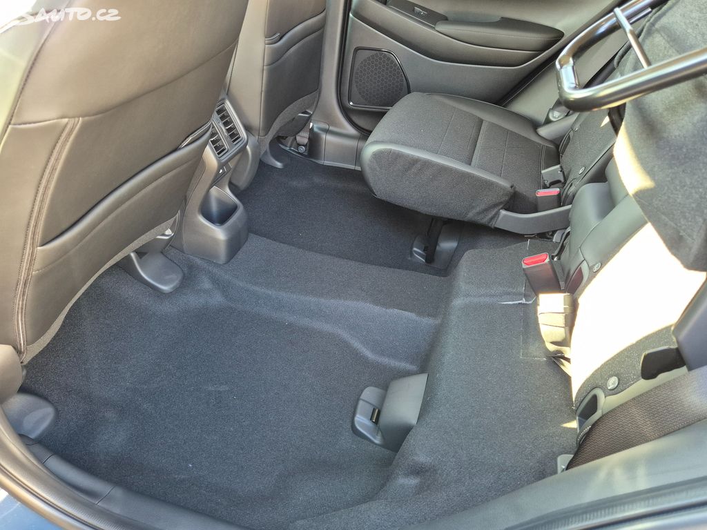 Honda HR-V 1,5e:HEV Advance AKCE MR2025