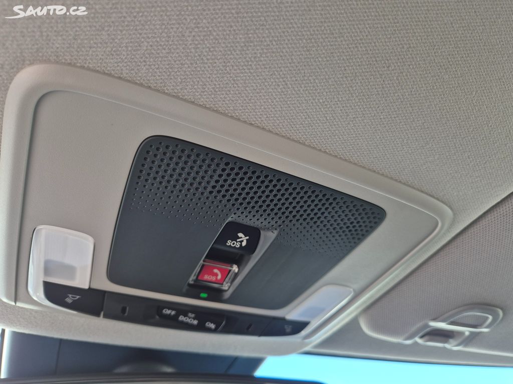 Honda HR-V 1,5e:HEV Elegance SLEVA 130tis