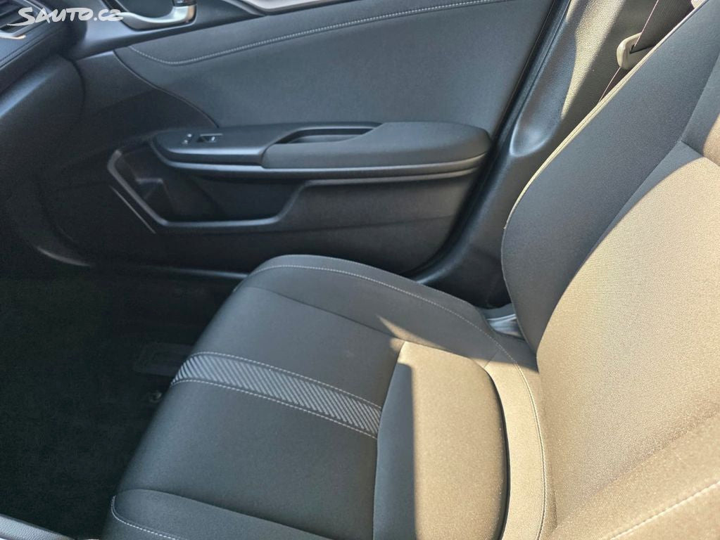 Honda Civic 5D 1,0 TV Comfort
