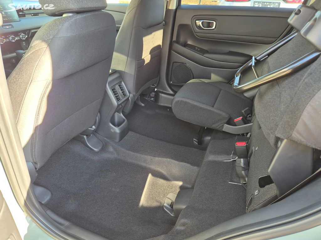 Honda HR-V 1,5e:HEV Elegance SLEVA 130tis