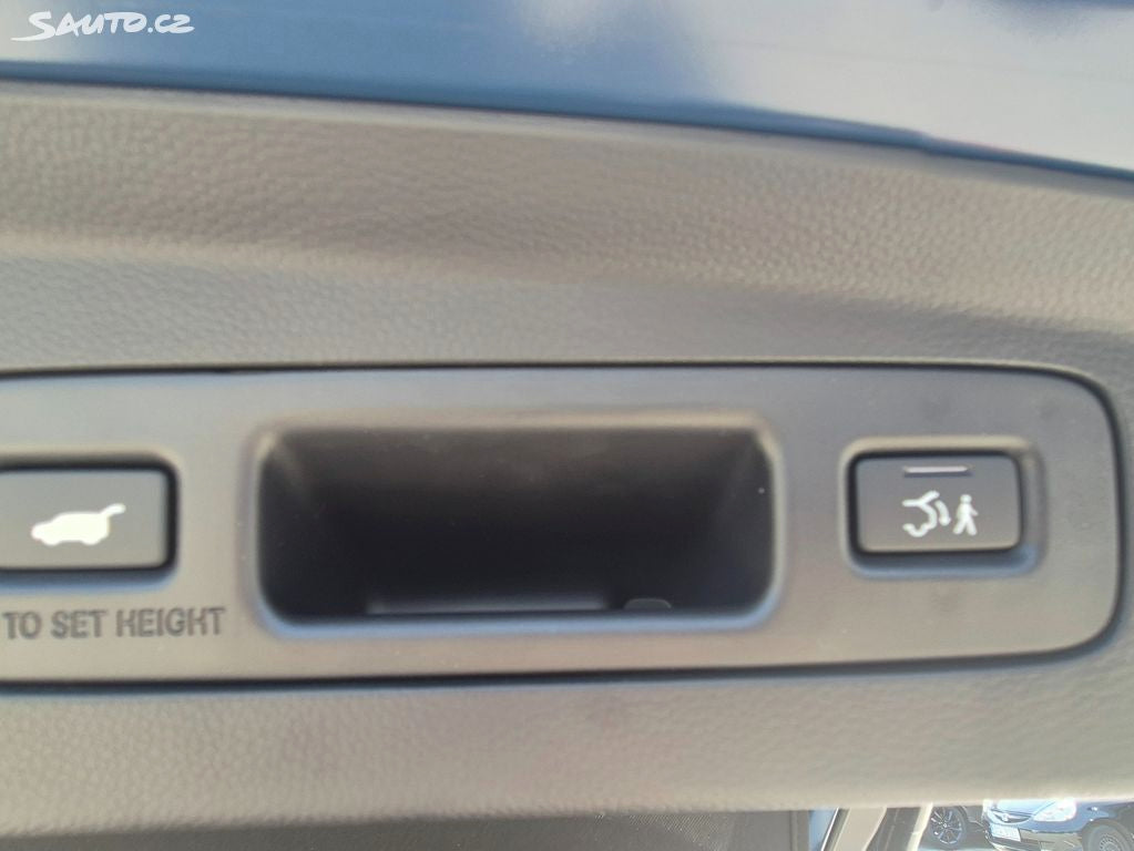 Honda HR-V 1,5e:HEV Advance MR2027