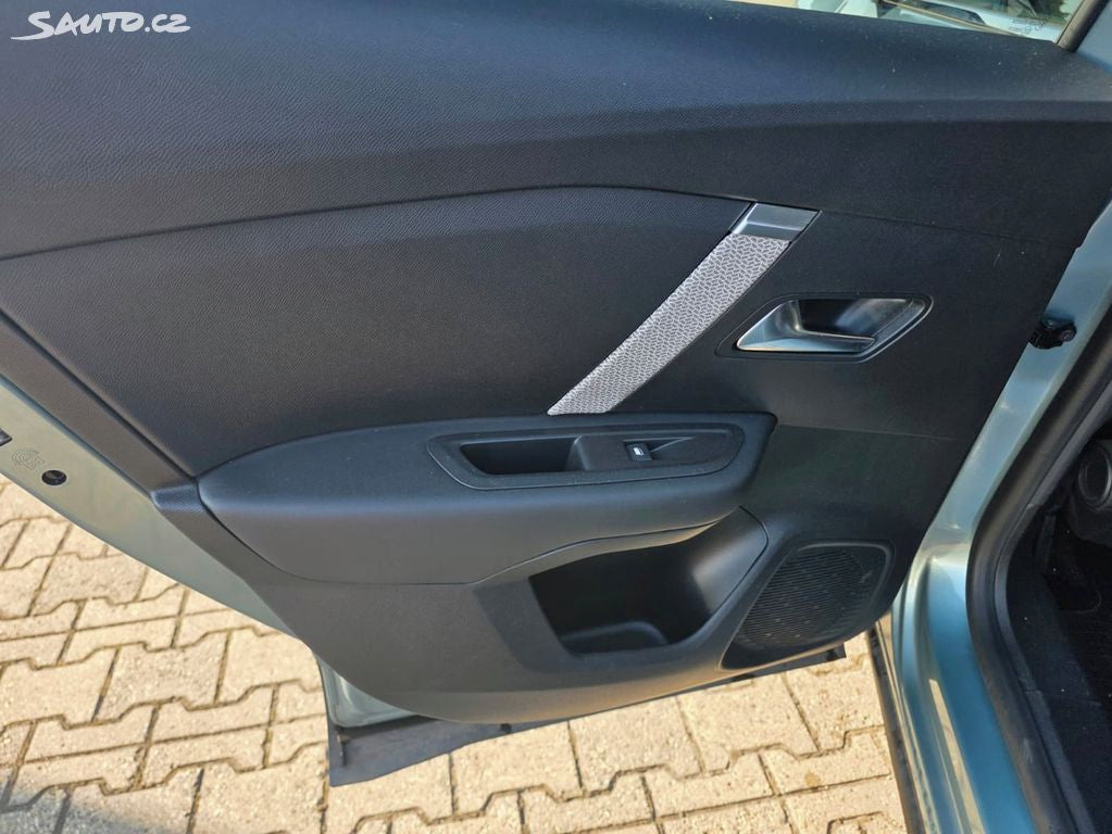 Citroën C4 1,2 Pure Tech, Lift.Shine AT
