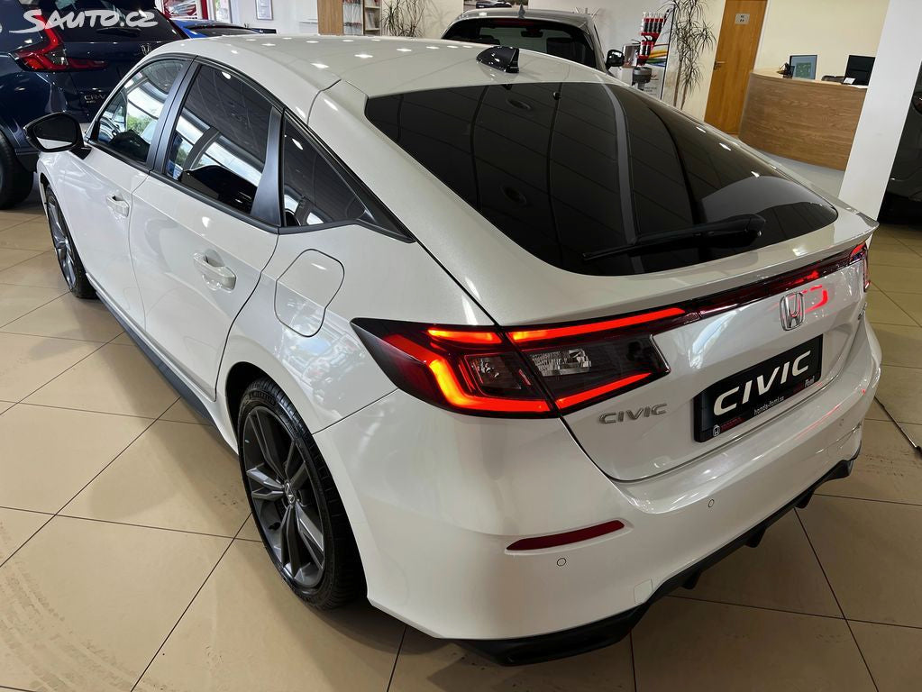 Honda Civic 2,0 e:HEV Sport MR27